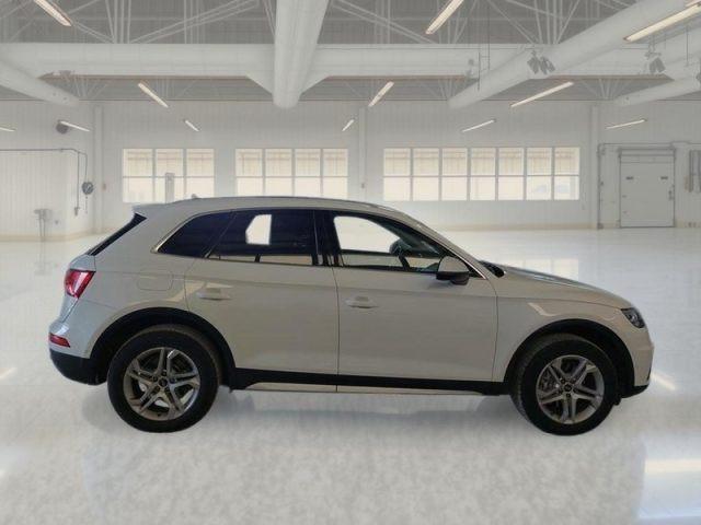 AUDI Q5 35 TDI quattro S tronic Design