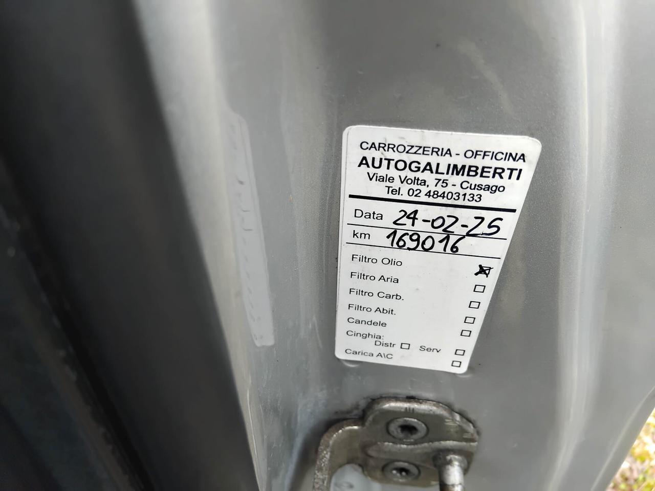 Lancia Ypsilon 1.2 69 CV Unyca