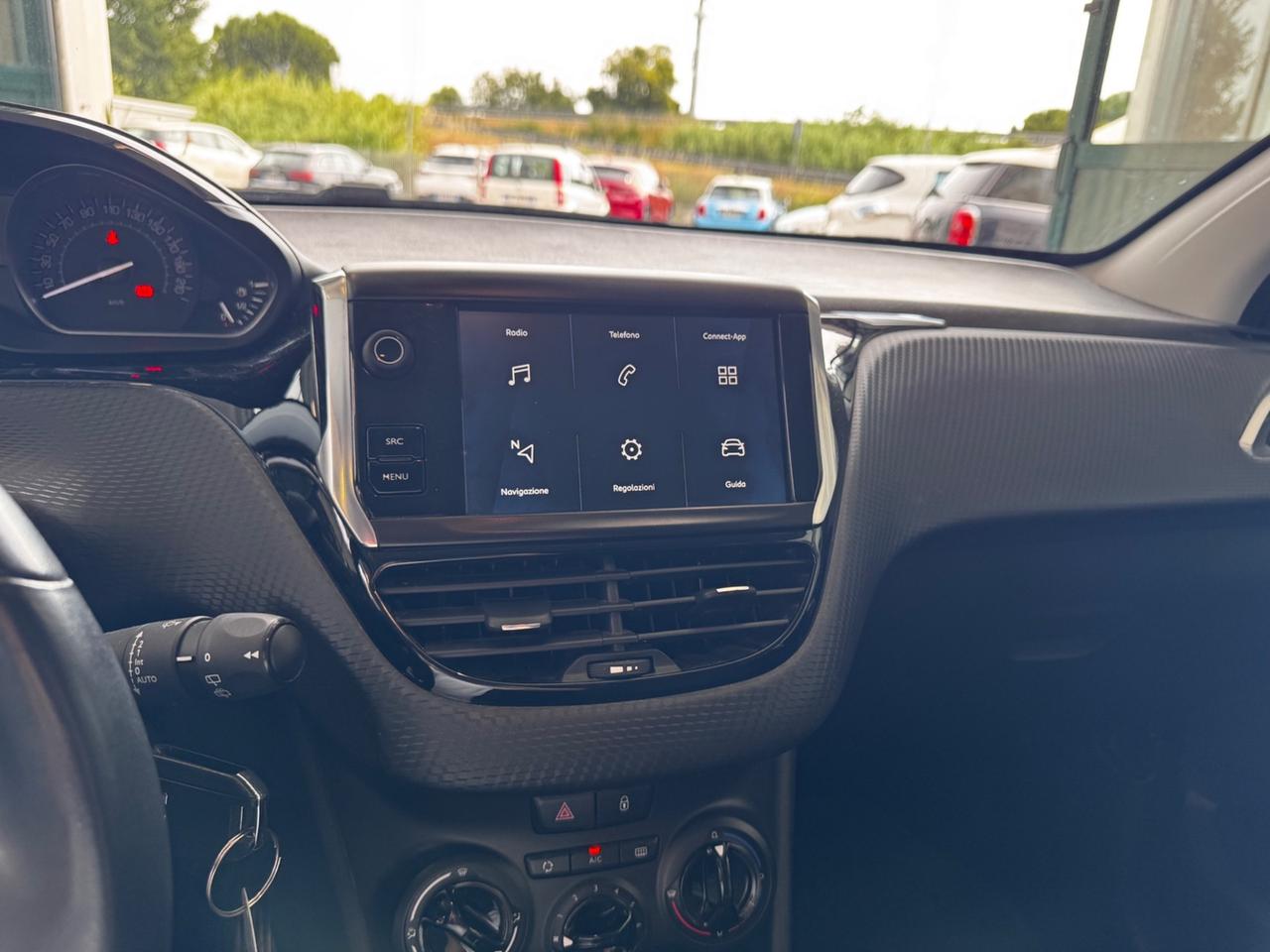 Peugeot 208 BlueHDi 100 S&S 5 porte Signature