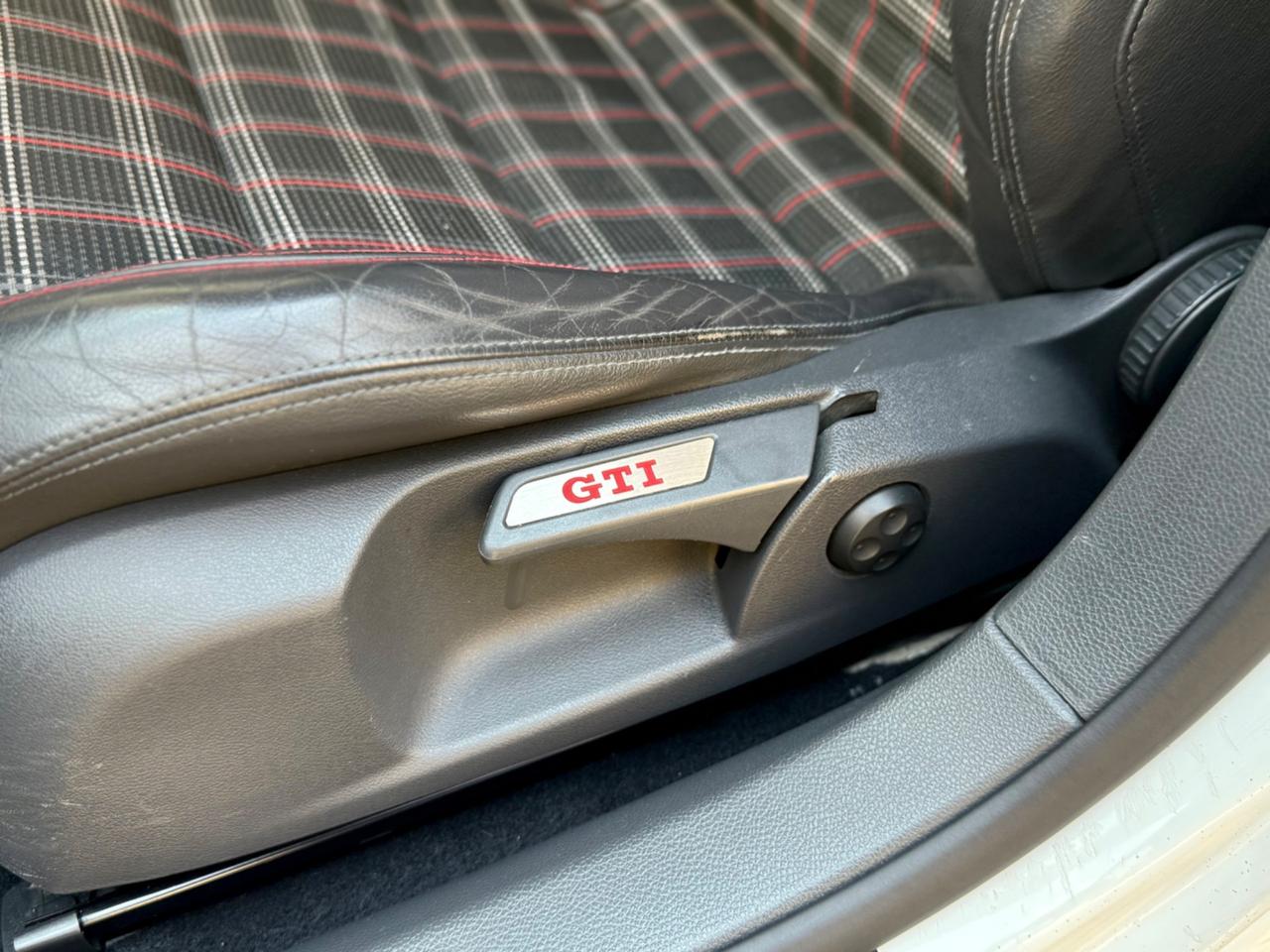 Volkswagen Golf GTI 2.0TFSI DSG GTI Edition 30 STAGE2 390cv