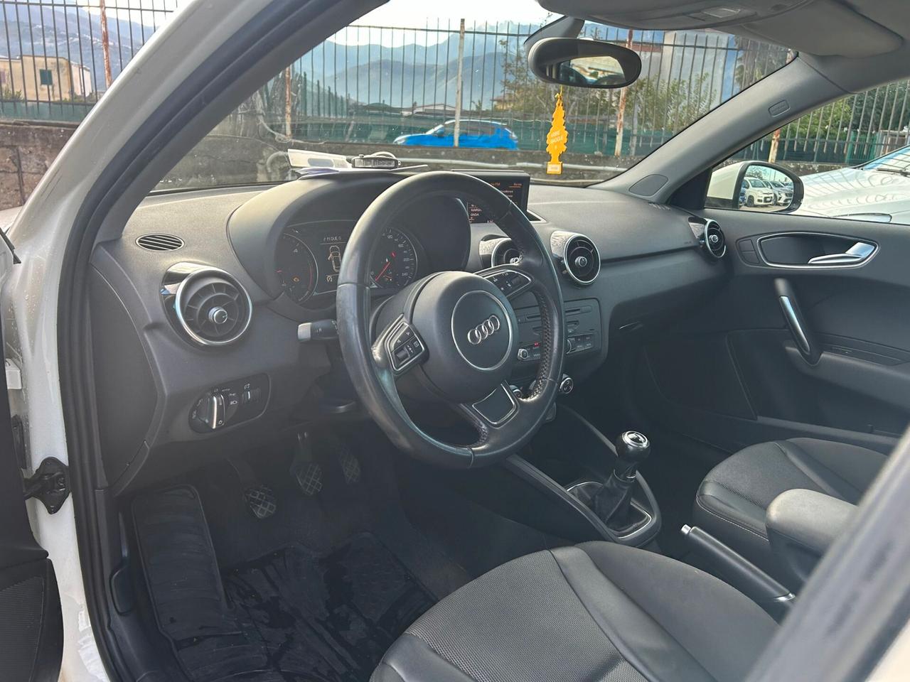 Audi A1 SPB 1.6 TDI 105 CV Ambition