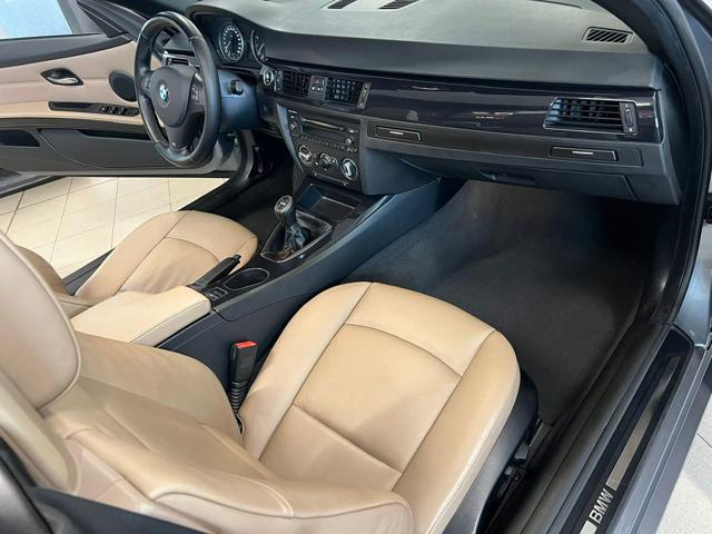 BMW 330 i Cabrio MANUALE ! MSPORT ! 19 ! 2 PROPRIETARI !