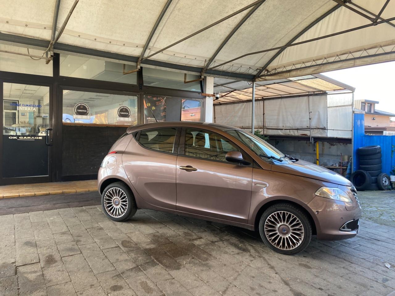 Lancia Ypsilon 1.2 69 CV 5 porte ELLE (51 kW) EDIZIONE LIMITATA OK NEOPATENTATI