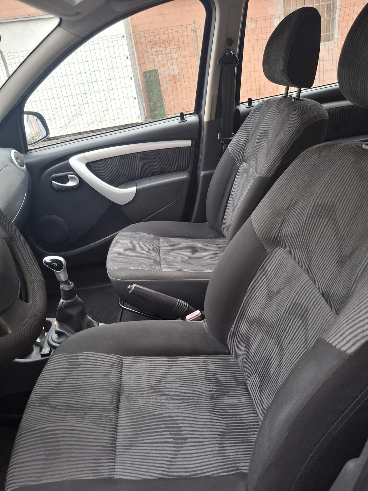 Dacia Sandero 1.4 8V GPL Lauréate