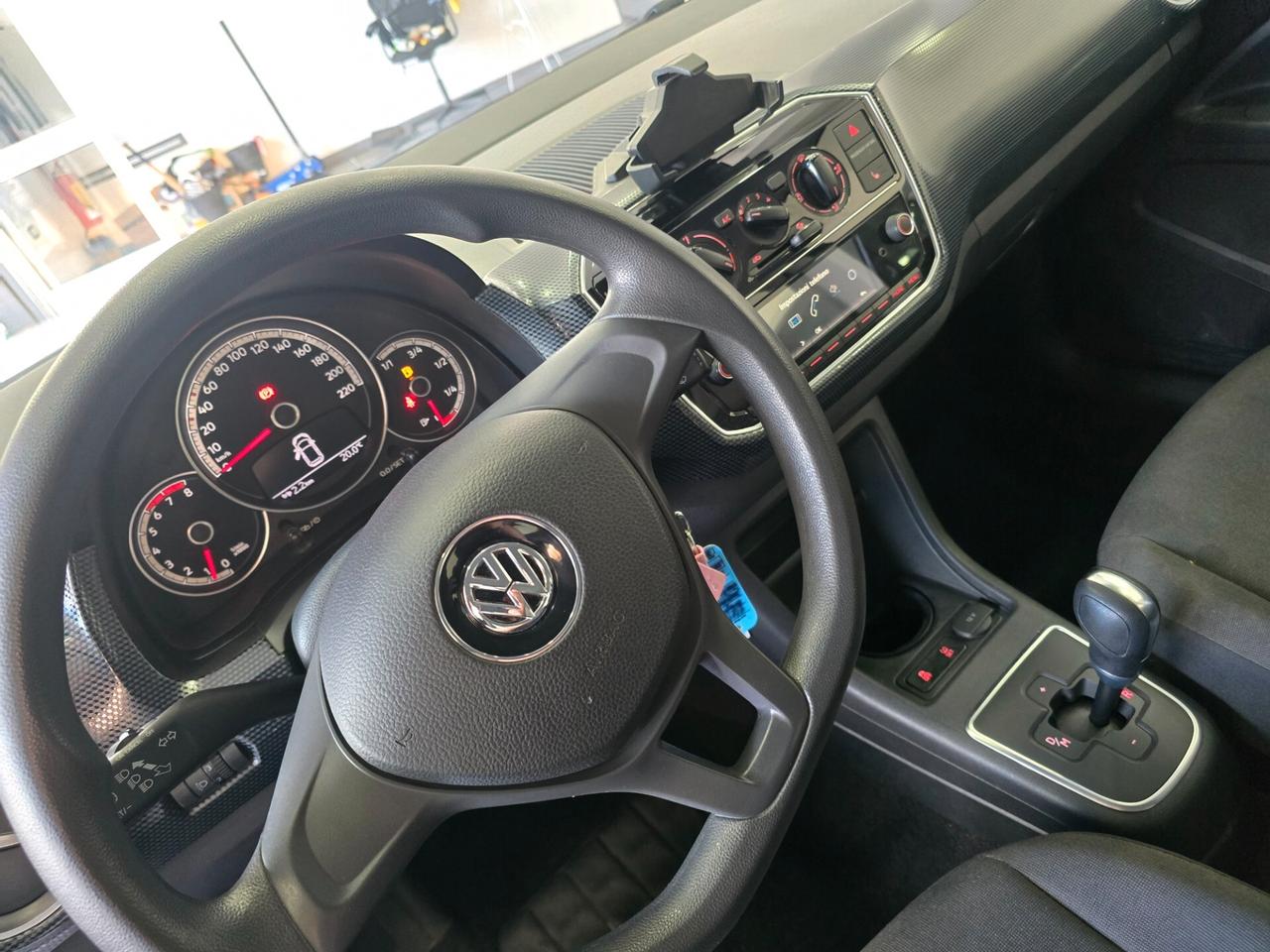 Volkswagen up! 1.0 5p. Automatica