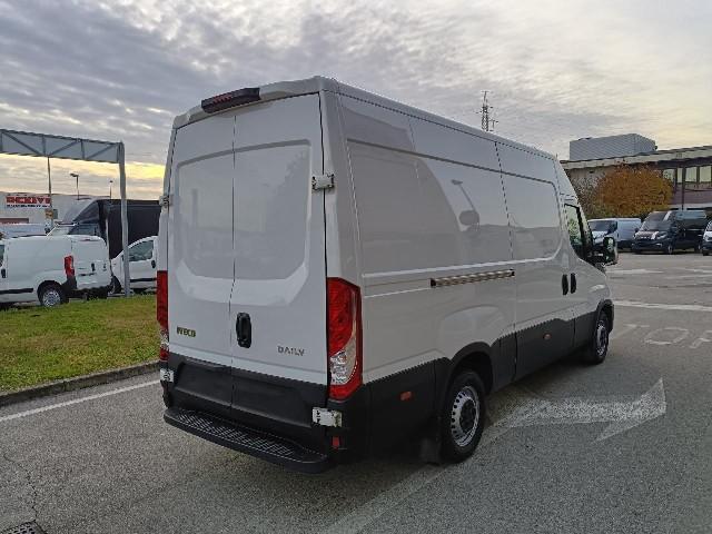 Iveco DAILY 35S16 V 3520L