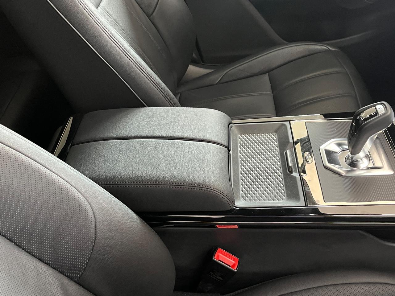 Land Rover Range Evoque 2.0D I4 204 CV AWD Auto R-Dynamic SE