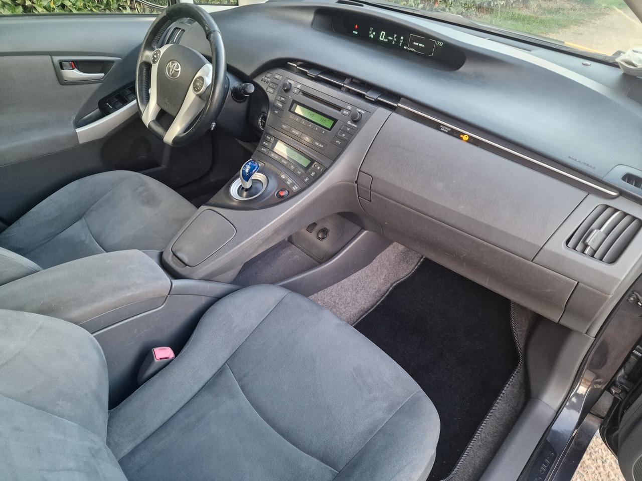 Toyota Prius 1.5i Hybrid