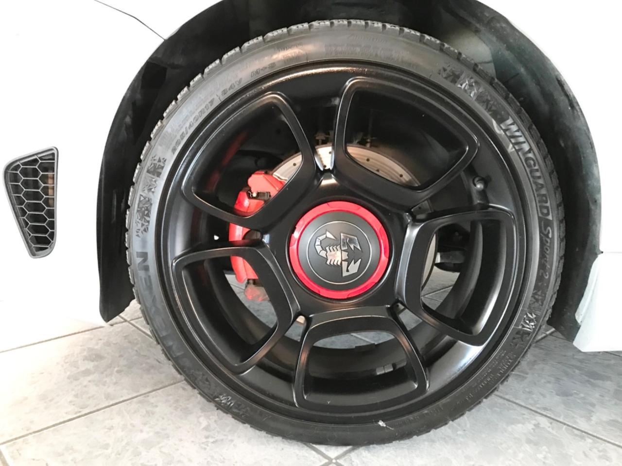 Abarth 595 1.4 Turbo T-Jet 165 CV Pista