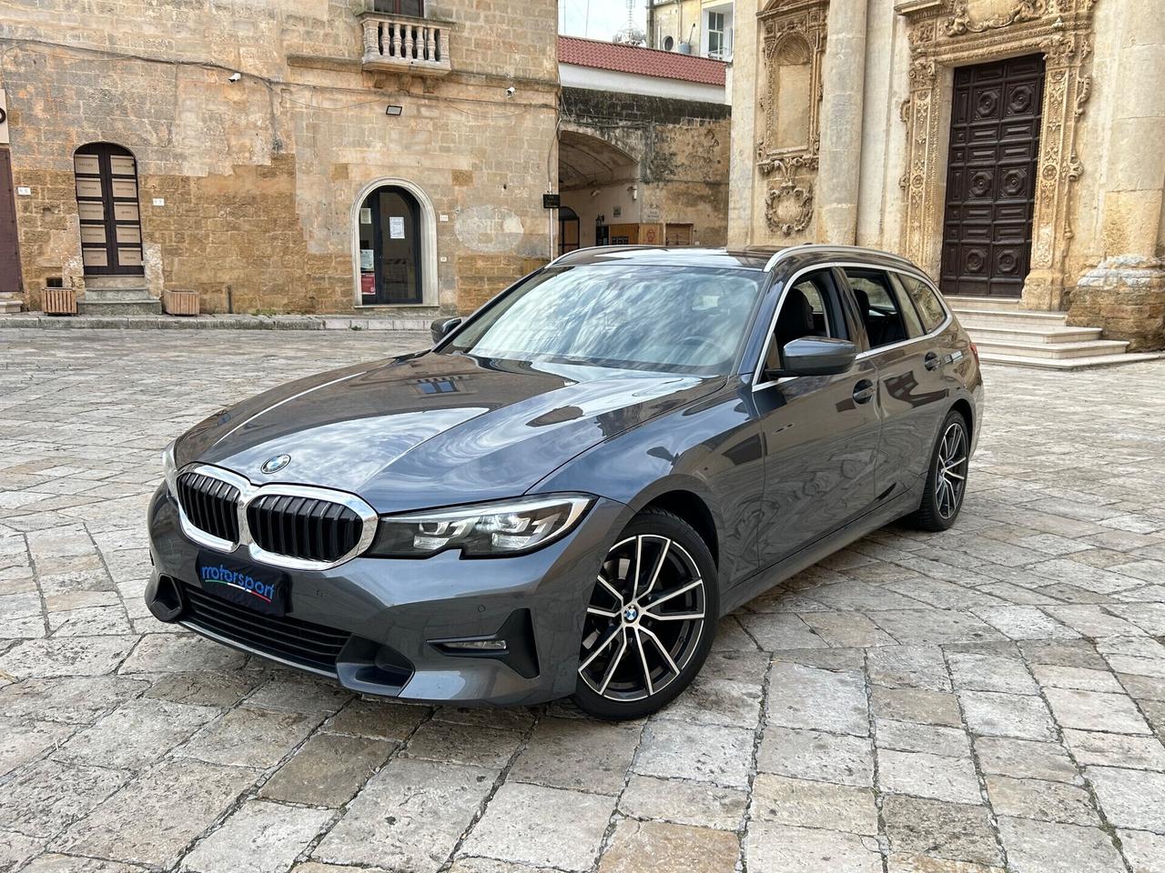 Bmw 320d Sport 190 cv lights ambient + virtual