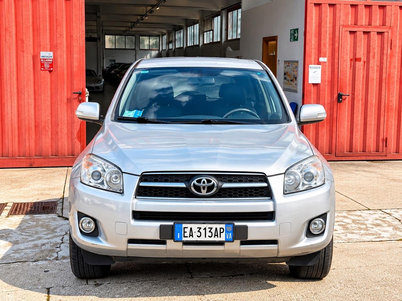 Toyota RAV 4 RAV4 2.2 D-4D 150 CV DPF 4X4