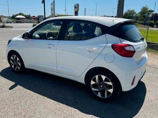 Hyundai i10 1.0 benzina km0