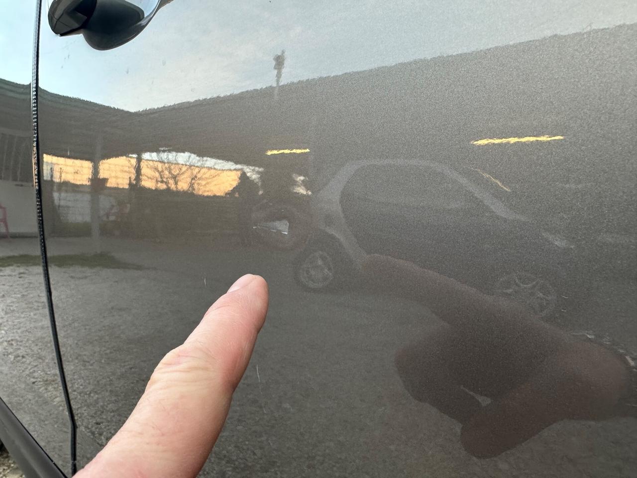 Peugeot 3008 1.6 HDi 110CV cambio robotizzato