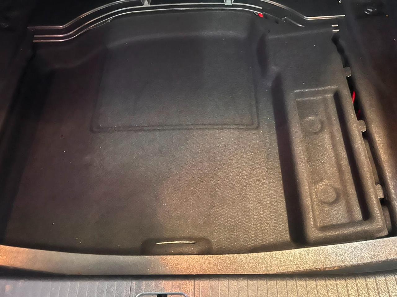 Mercedes-benz E 250 CDI BlueEFFICIENCY Avantgarde