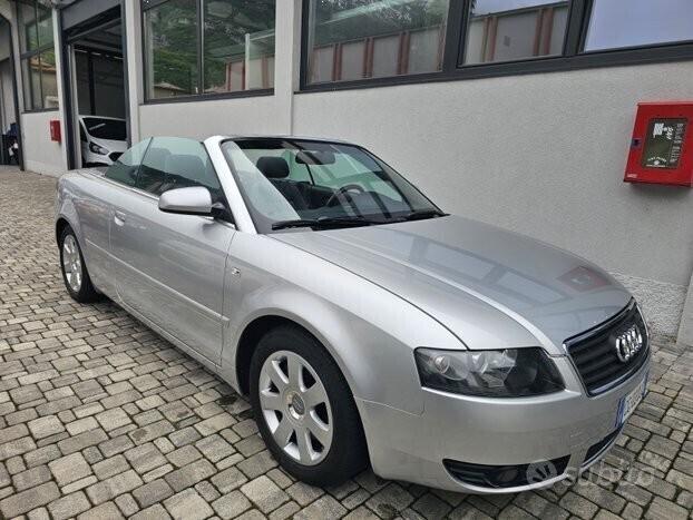 AUDI A4 CABRIO 2.5 V6 tdi 163cv