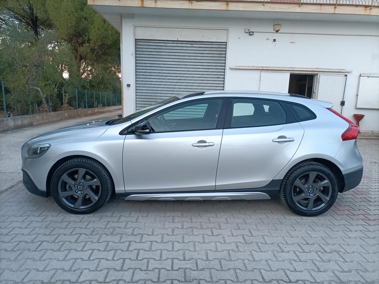 Volvo V40 Cross Country D2 1.6 Business
