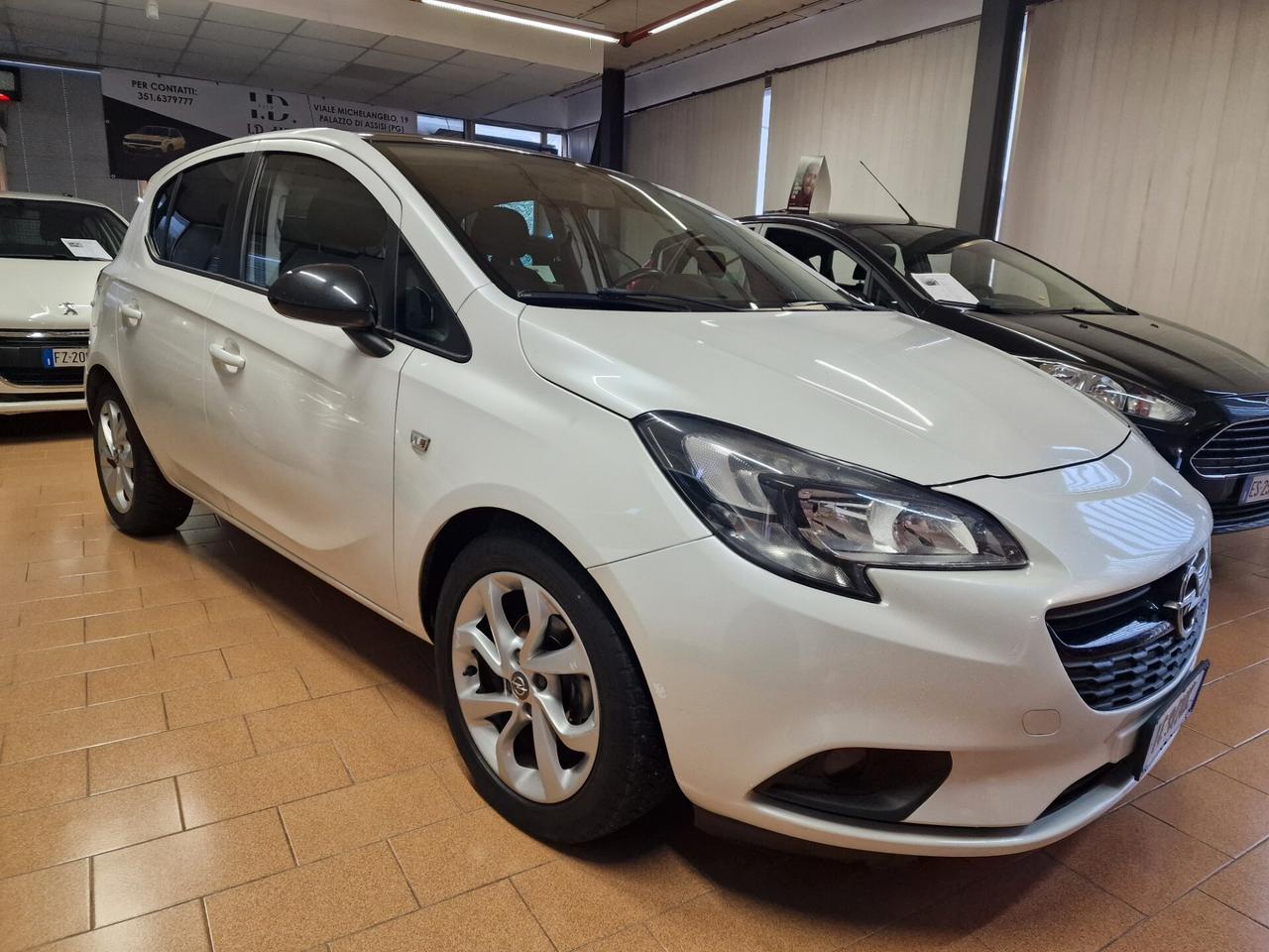 Opel Corsa 1.4 90CV GPL Tech 5 porte b-Color, 102 mila chilometri