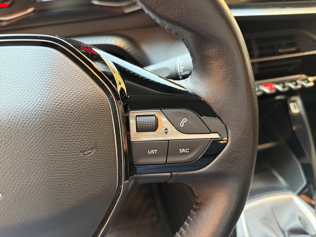 Peugeot 2008 2008 1.2 puretech Active Pack s&s 100cv