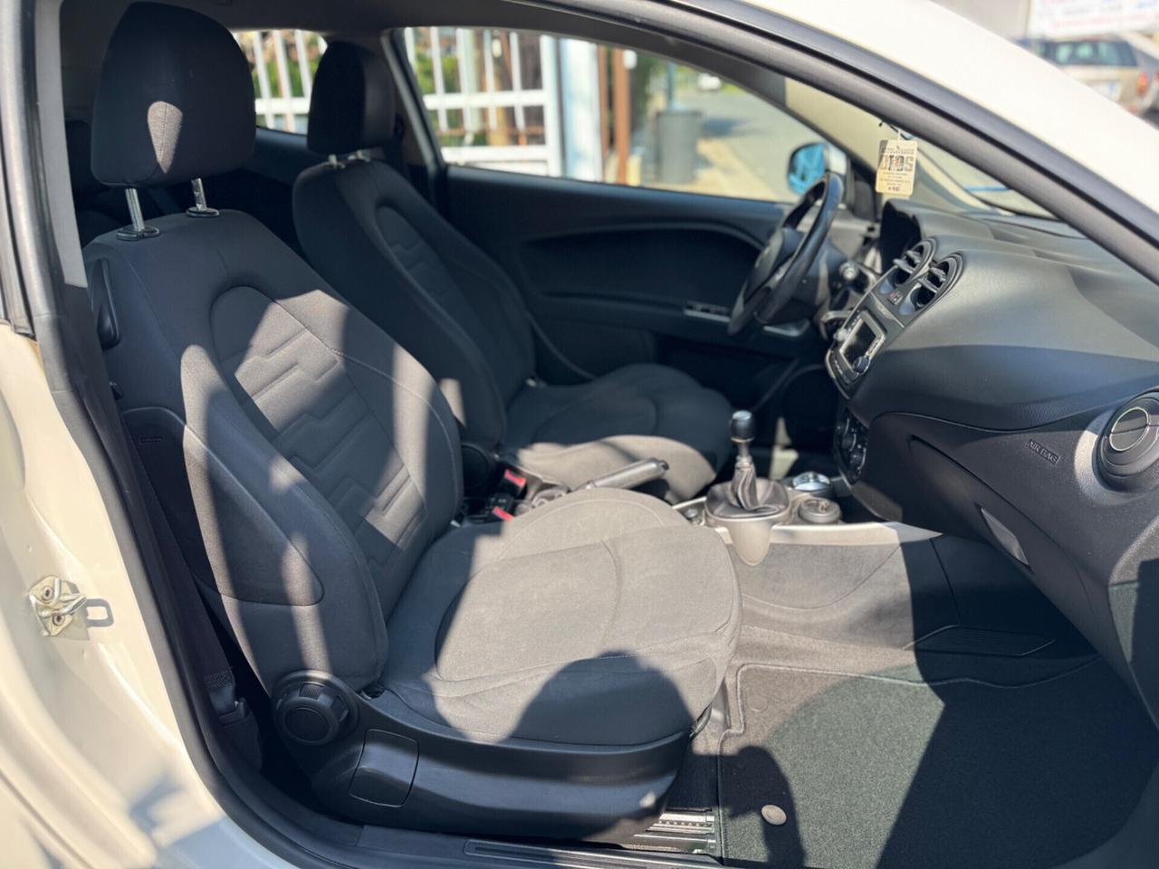 Alfa Romeo MiTo 1.3 JTDm 85 CV S&S Racer