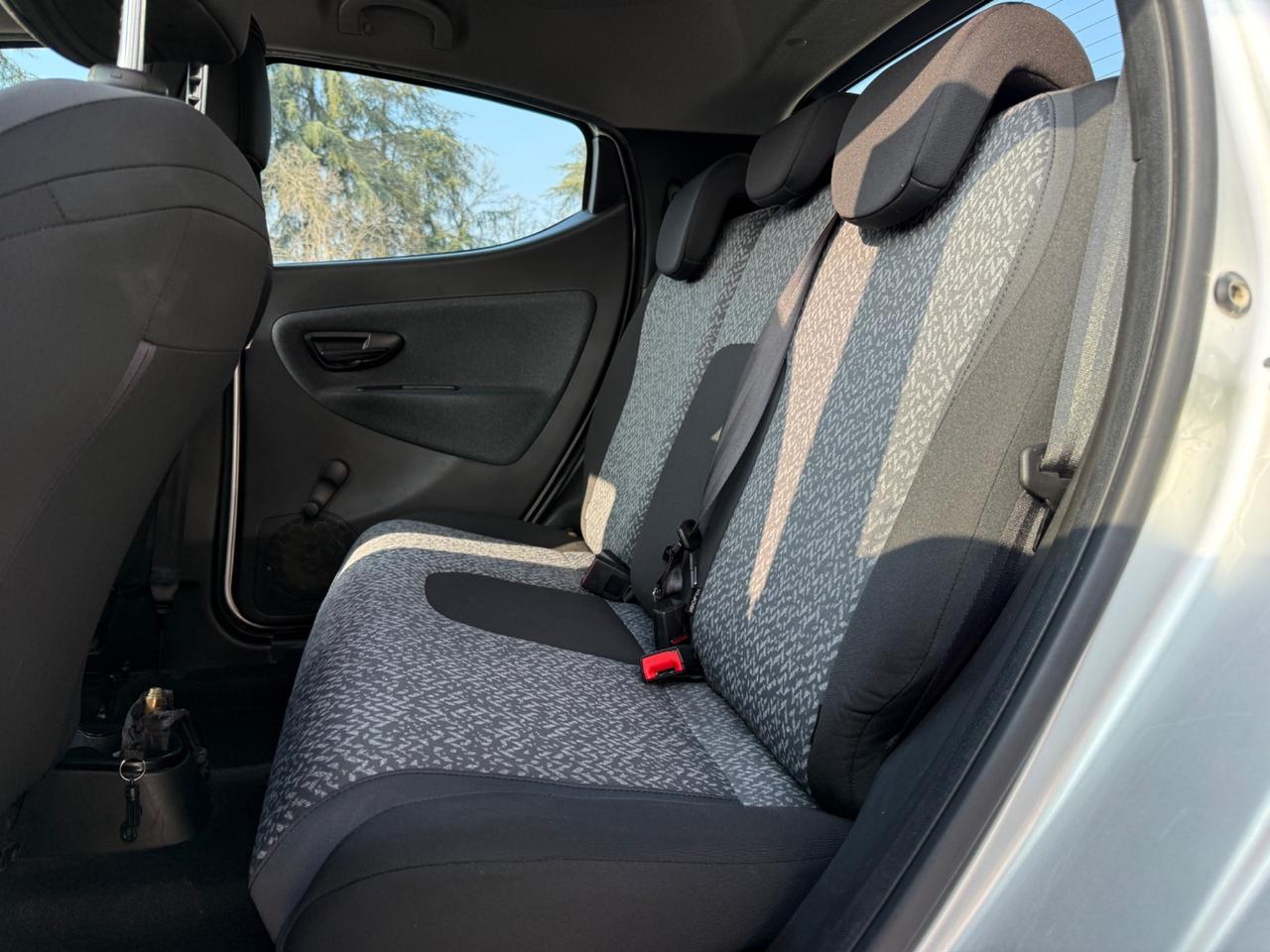 Lancia Ypsilon 1.2 69 CV 5 porte GPL Ecochic Platinum