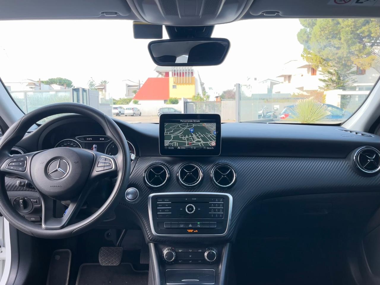 Mercedes-benz GLA 200 d Automatic Business