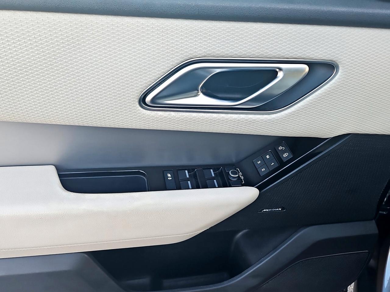 TOP Land Rover Velar 2.0D I4 240 CV R-Dynamic HSE