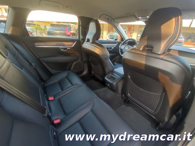 VOLVO V90 Cross Country B4 (d) AWD 197CV Geartronic Business Pro