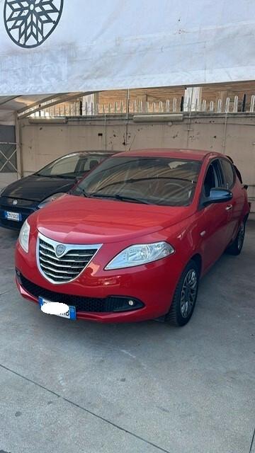 LANCIA YPSILON ECOCHIC GPL INCIDENTATA