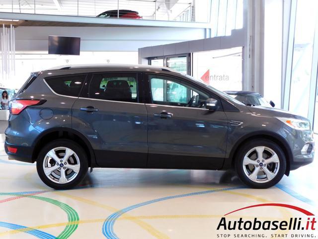 FORD Kuga 1.5TDCI 120CV POWERSHIFT TITANIUM - TITANIUM PACK