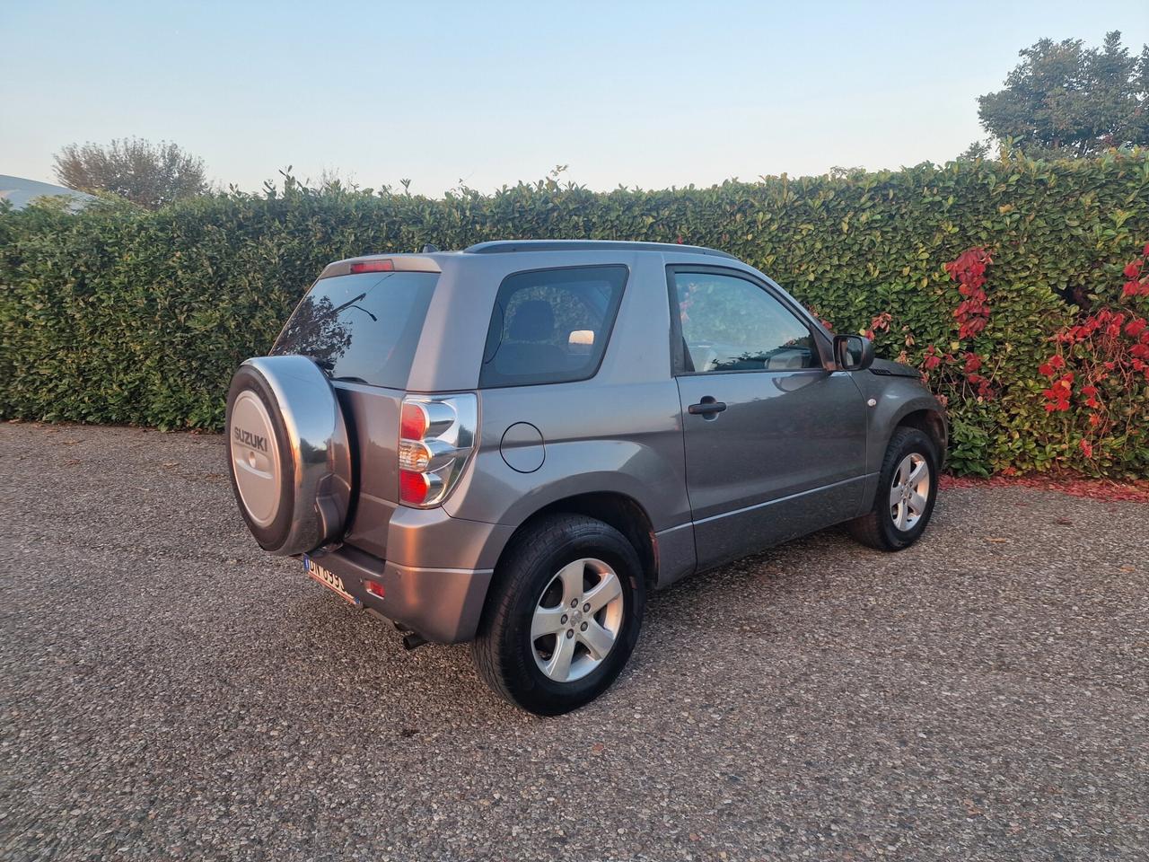 Suzuki Grand Vitara 1.6 106cv Benzina