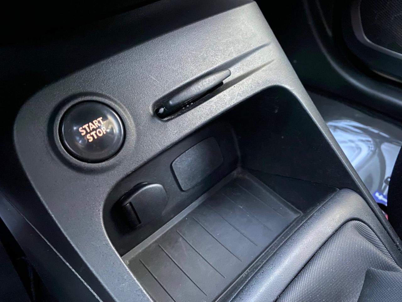 RENAULT CAPTURE 1.5 DCI 90cv ENERGY NAVY 2014