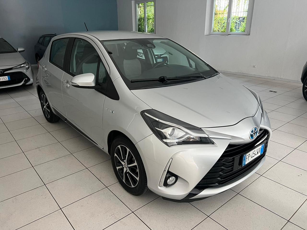 Toyota Yaris 1.5 Hybrid 5 porte Active