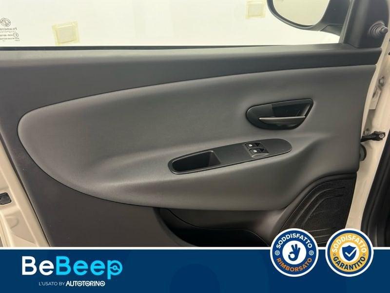 Lancia Ypsilon 1.2 GOLD 69CV MY16