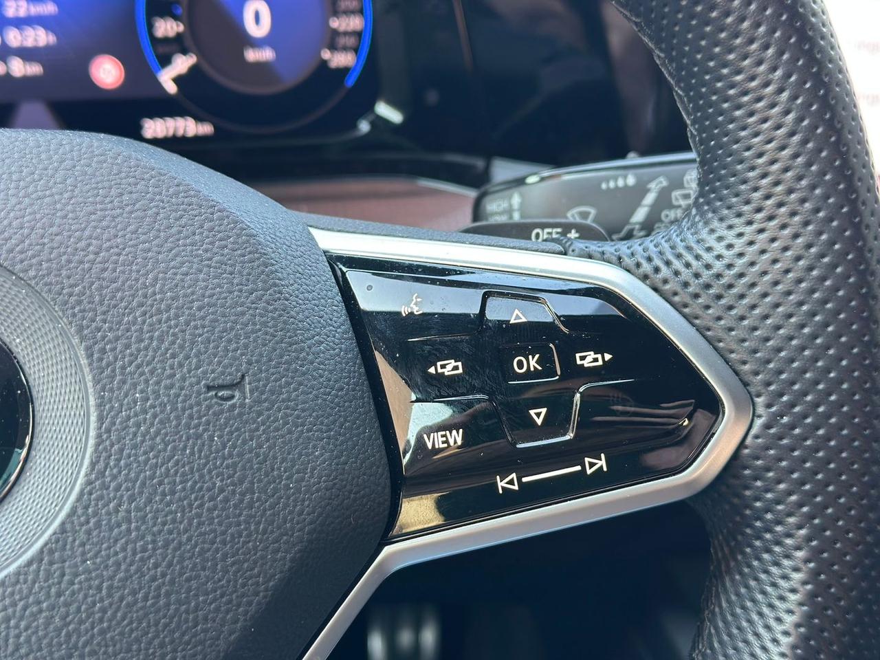 Volkswagen Golf 2.0 TSI GTI
