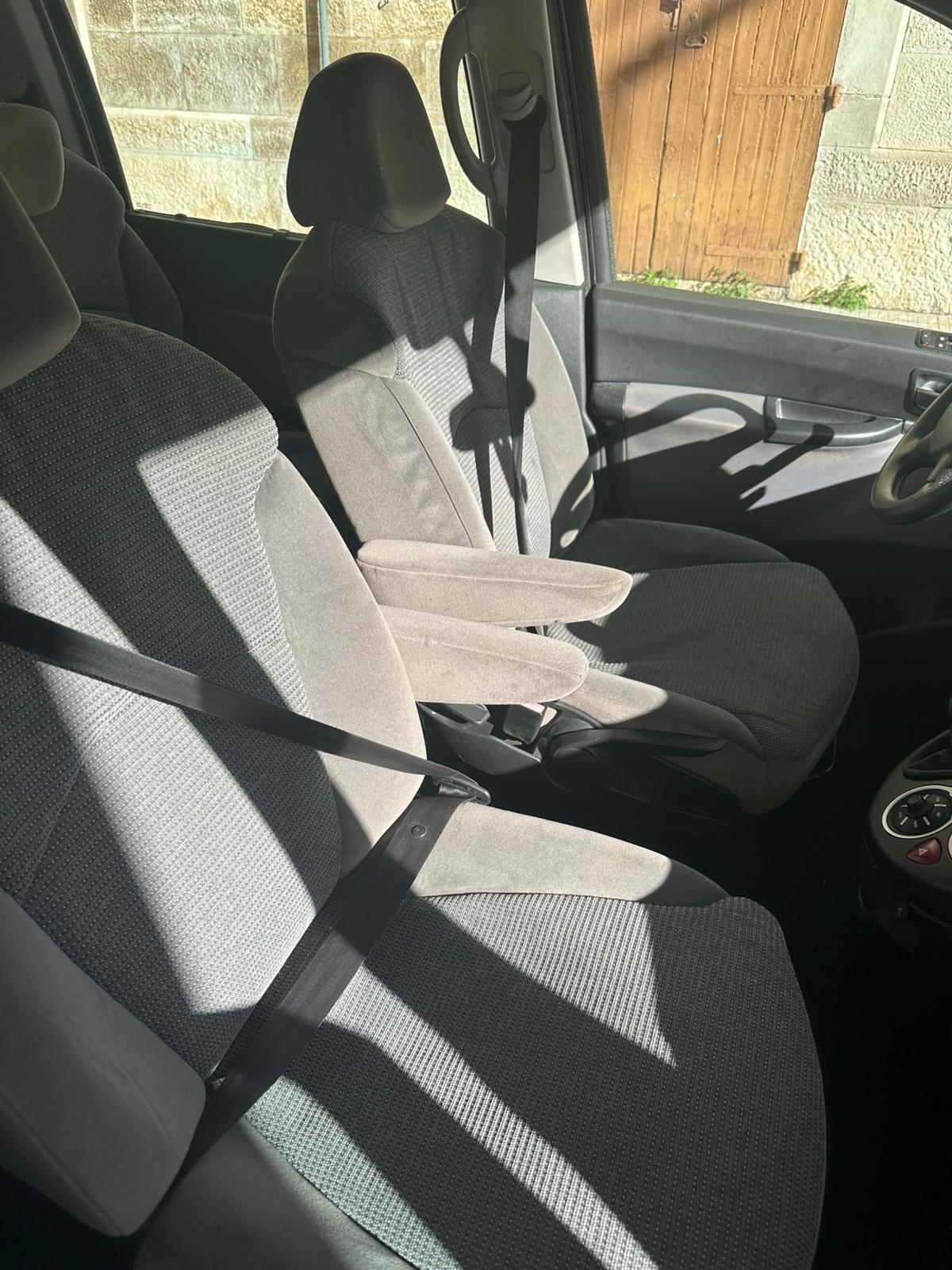 Peugeot 807 2.0 HDi Norwest 7 posti navi full