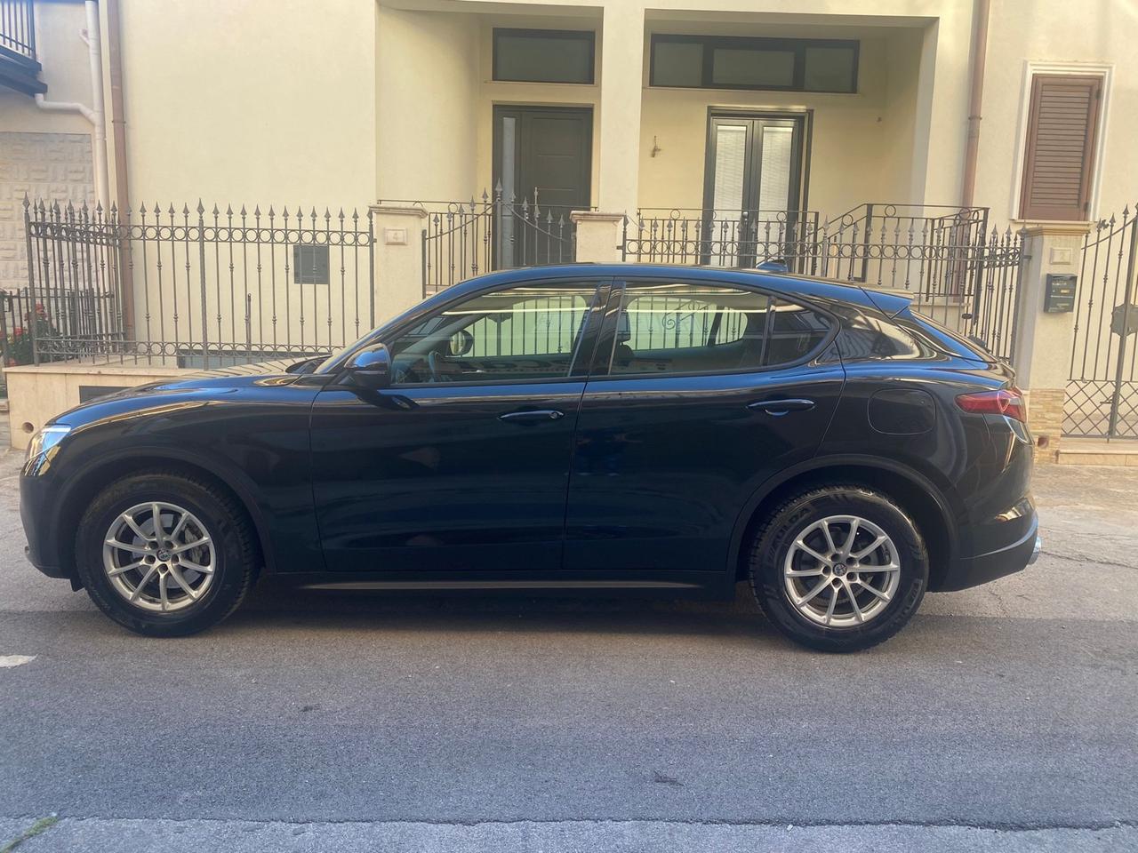 Alfa Romeo Stelvio 2.2 Turbodiesel 190 CV AT8 RWD Business