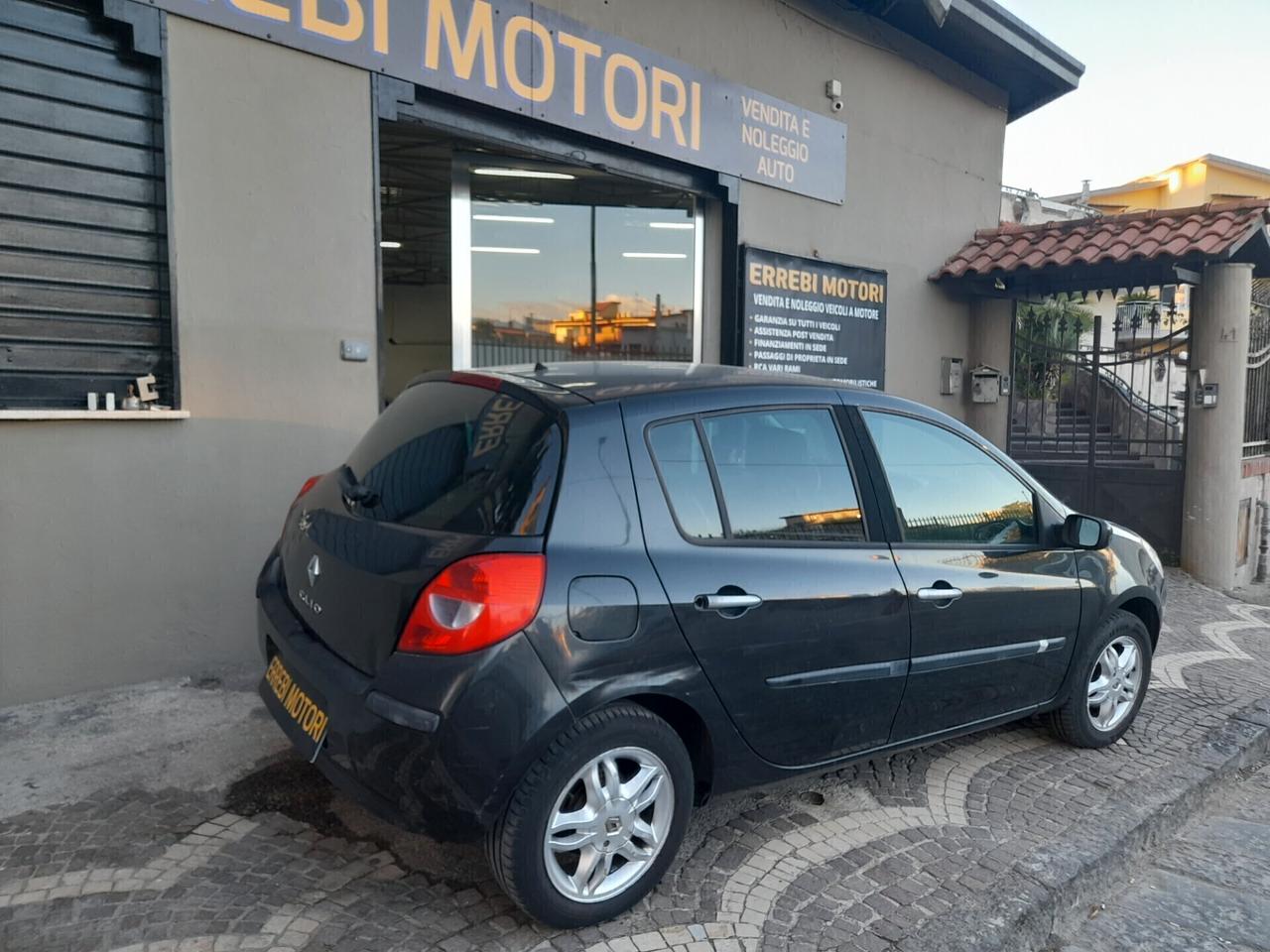 Renault Clio Storia 1.2 5 porte Dynamique