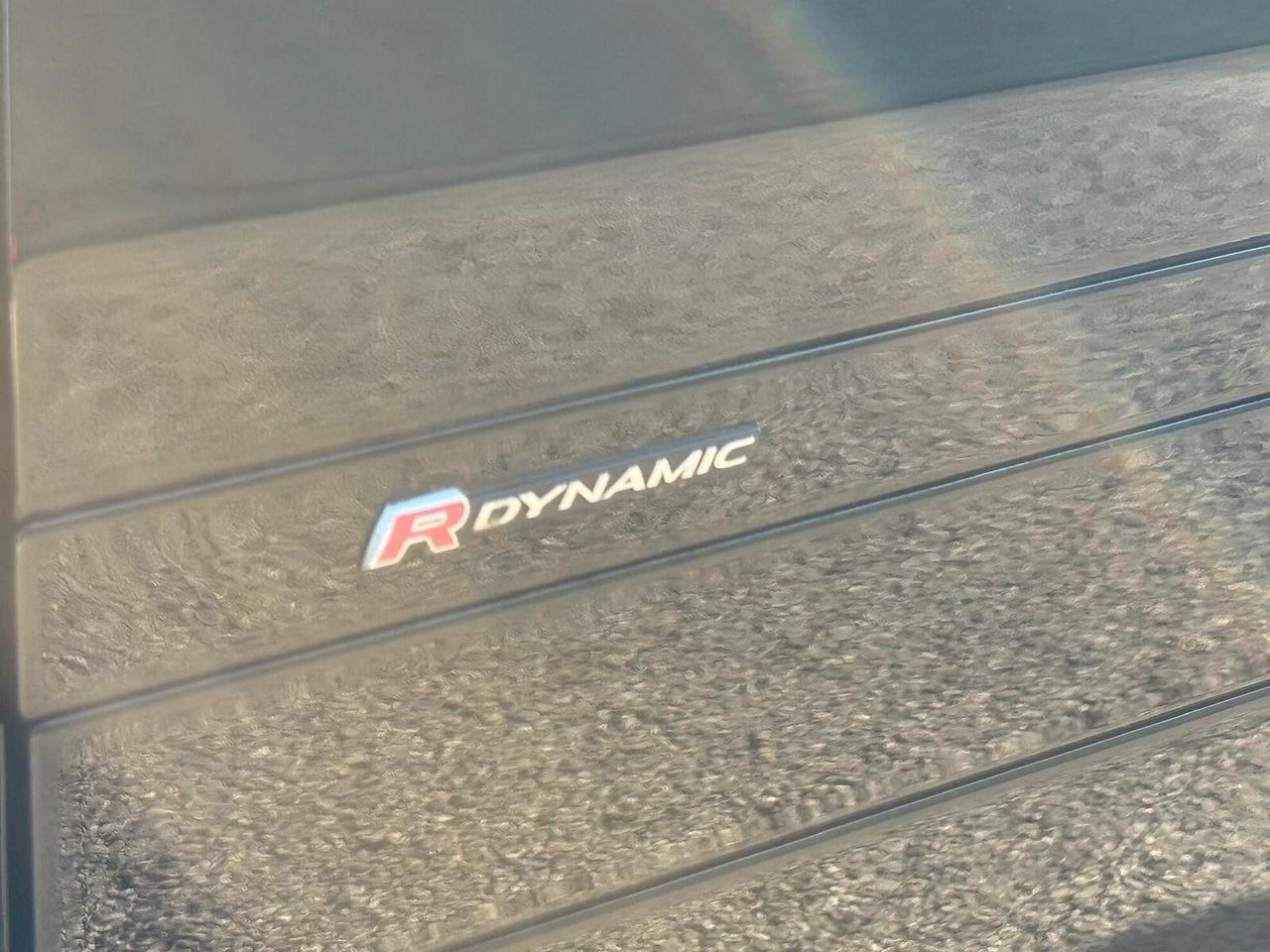 Land Rover Range Rover Velar 2.0D 180cv R-Dynamic SE