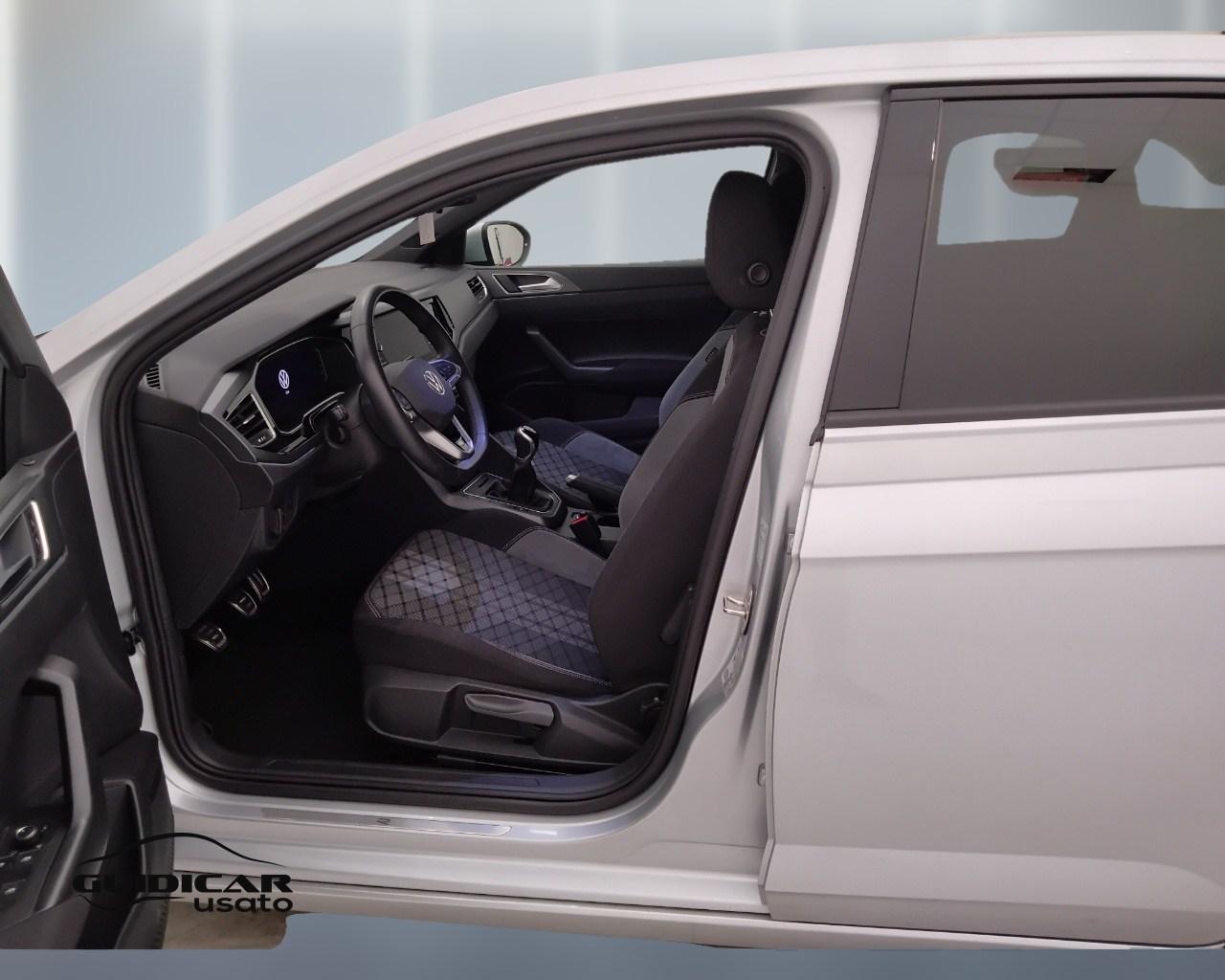 VOLKSWAGEN Taigo - Taigo 1.0 tsi R-Line 115cv