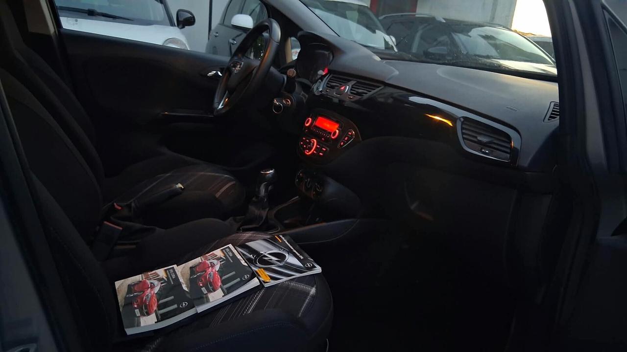 Opel Corsa 1.4 90CV GPL Tech 5 porte Cosmo