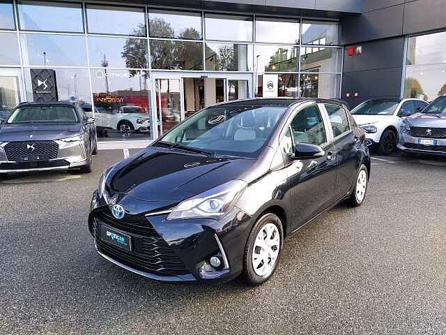 Toyota Yaris 1.5 Full Hybrid 73cv CVT COOL Neopatentati USATO