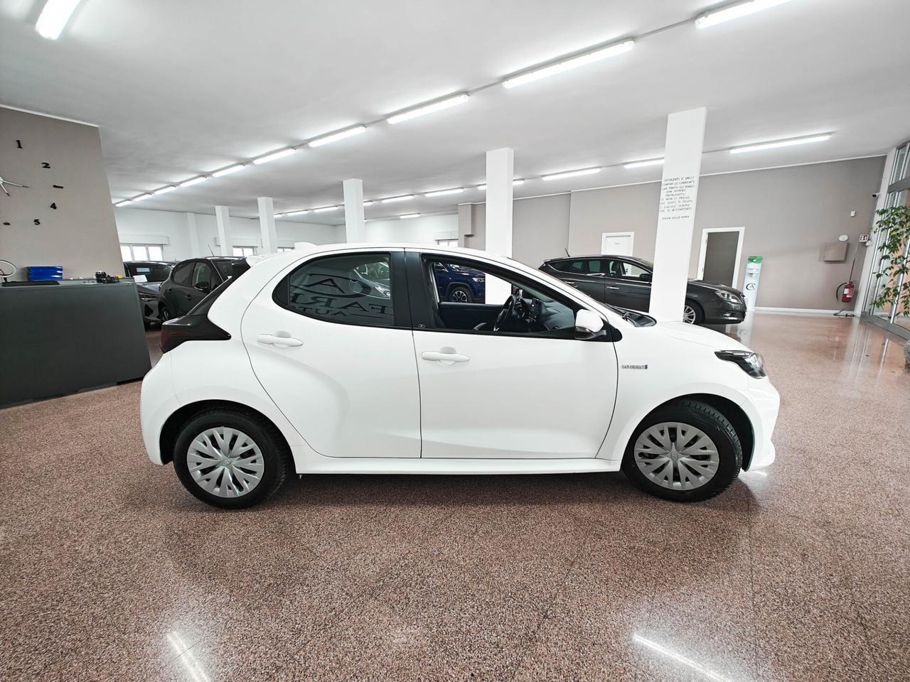 Toyota Yaris 1.5 Hybrid 5 porte Active