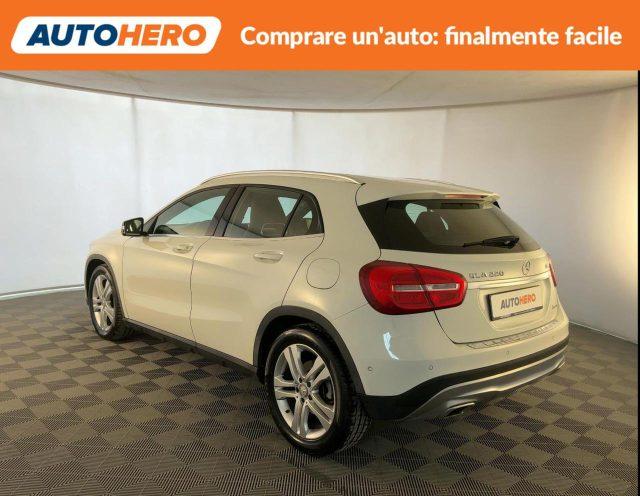 MERCEDES-BENZ GLA 220 CDI Automatic 4Matic Sport