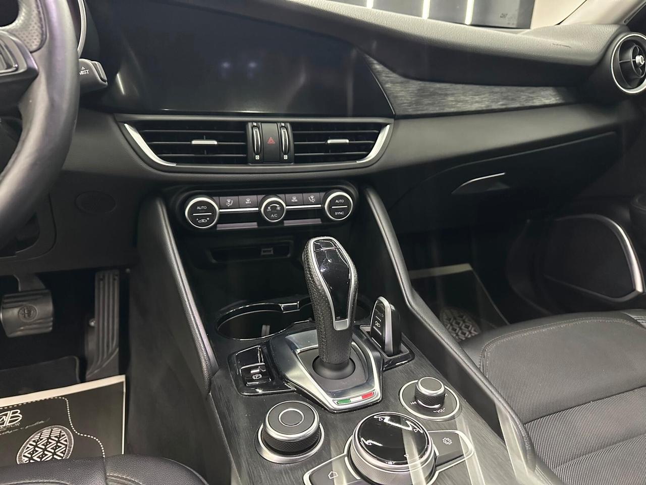 Alfa Romeo Giulia 2.2 Turbodiesel 160 Q4 CV AT8 Super