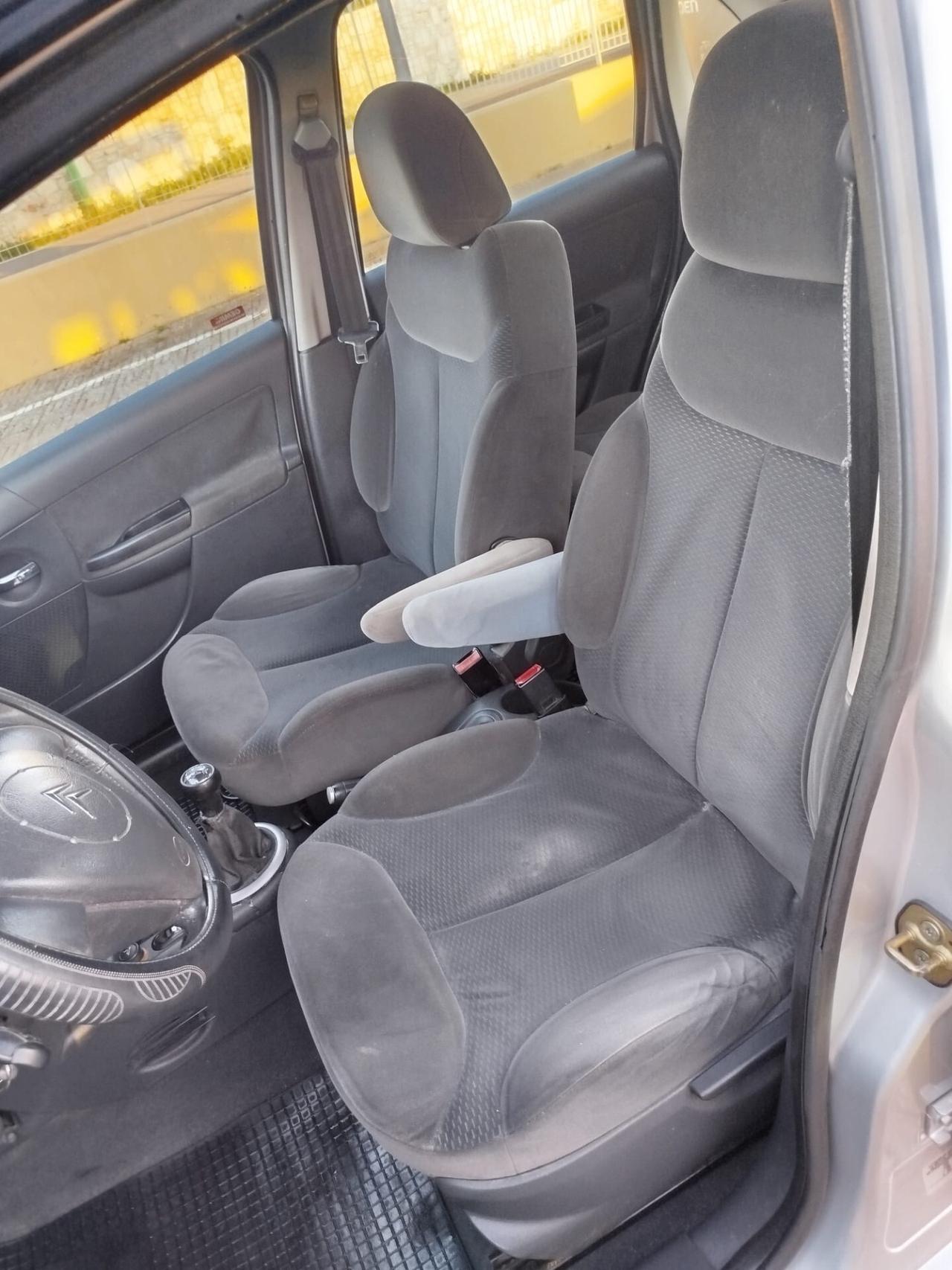 Citroen C3 1.4 HDi 70CV Exclusive