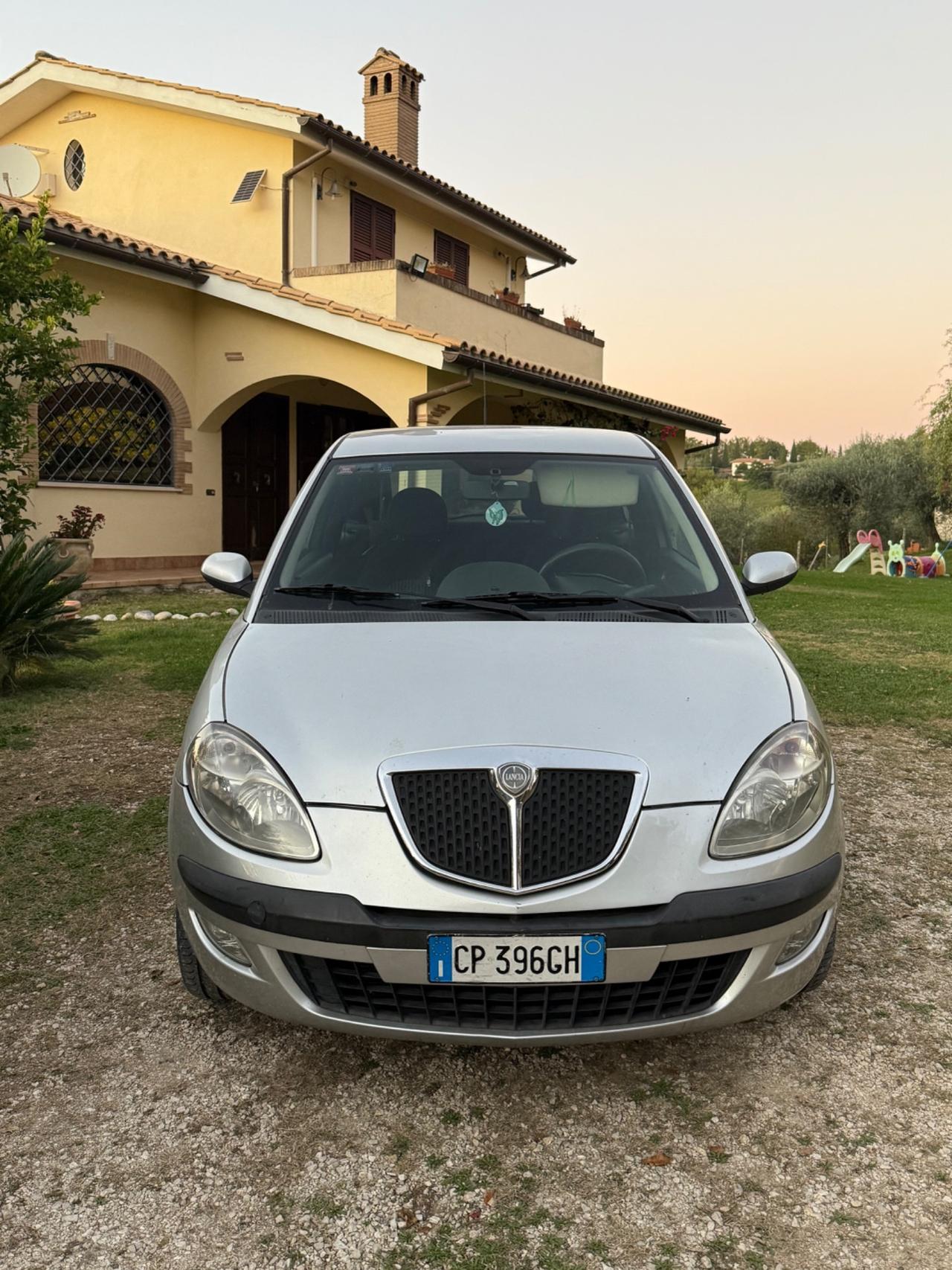 Lancia Ypsilon 1.3 Multijet 16V Argento