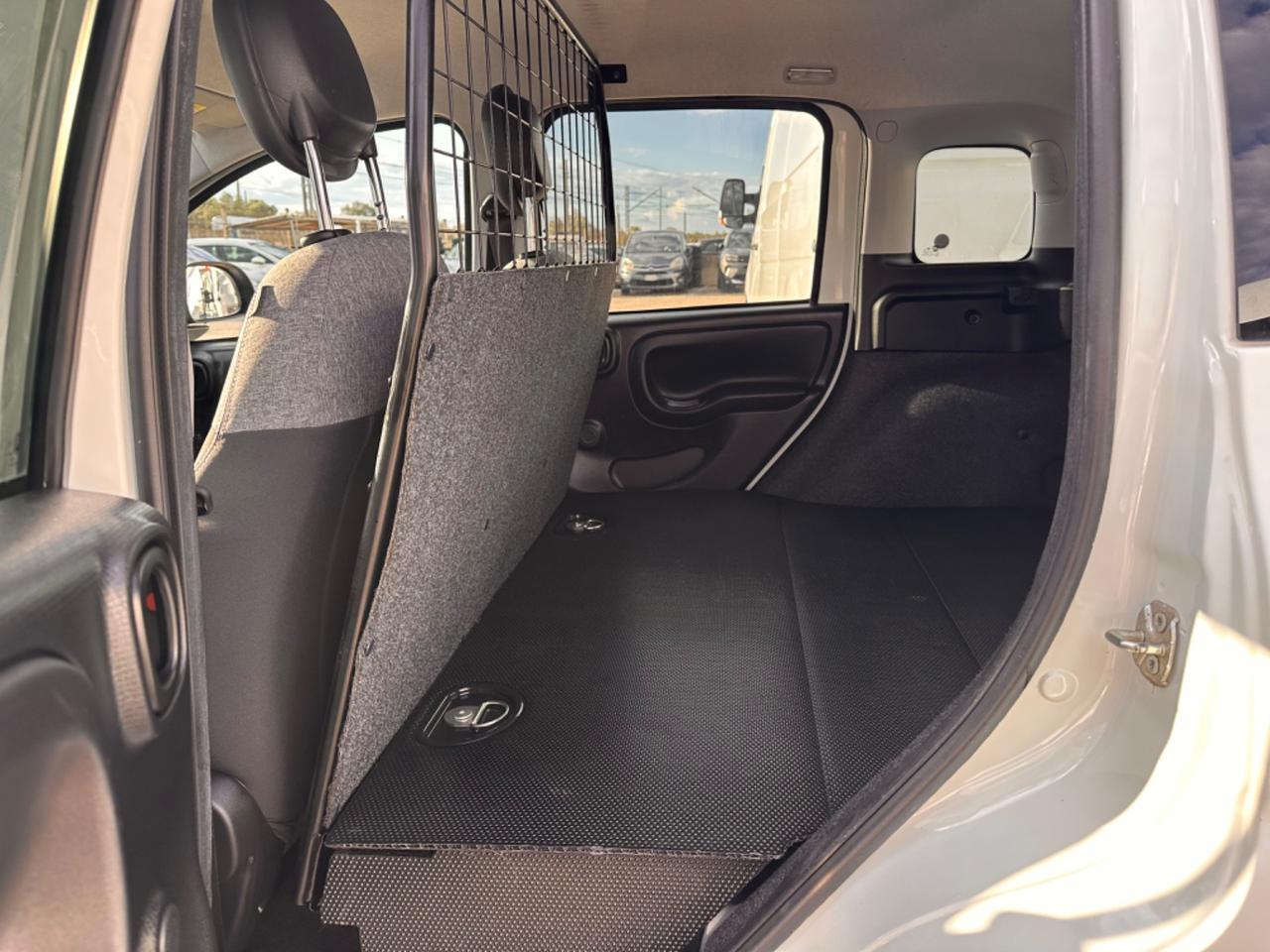 Fiat Panda 1.0 GSE S&S Hybrid Pop Van 2 posti