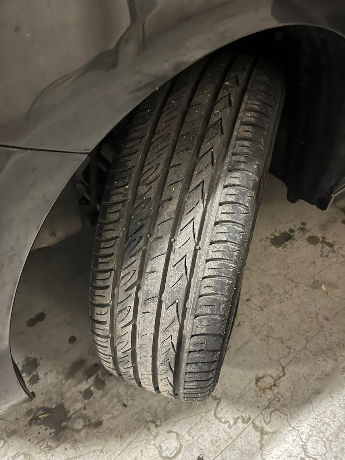 Citroen C3 1.4 VTi 95 Exclusive Style. Km 100.000