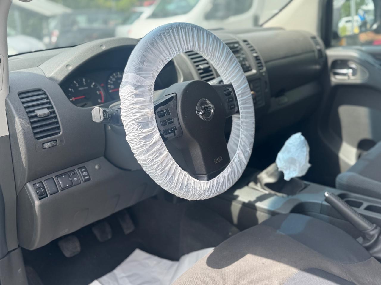 Nissan Navara 2.5 dCi 4 porte Double Cab Platinum