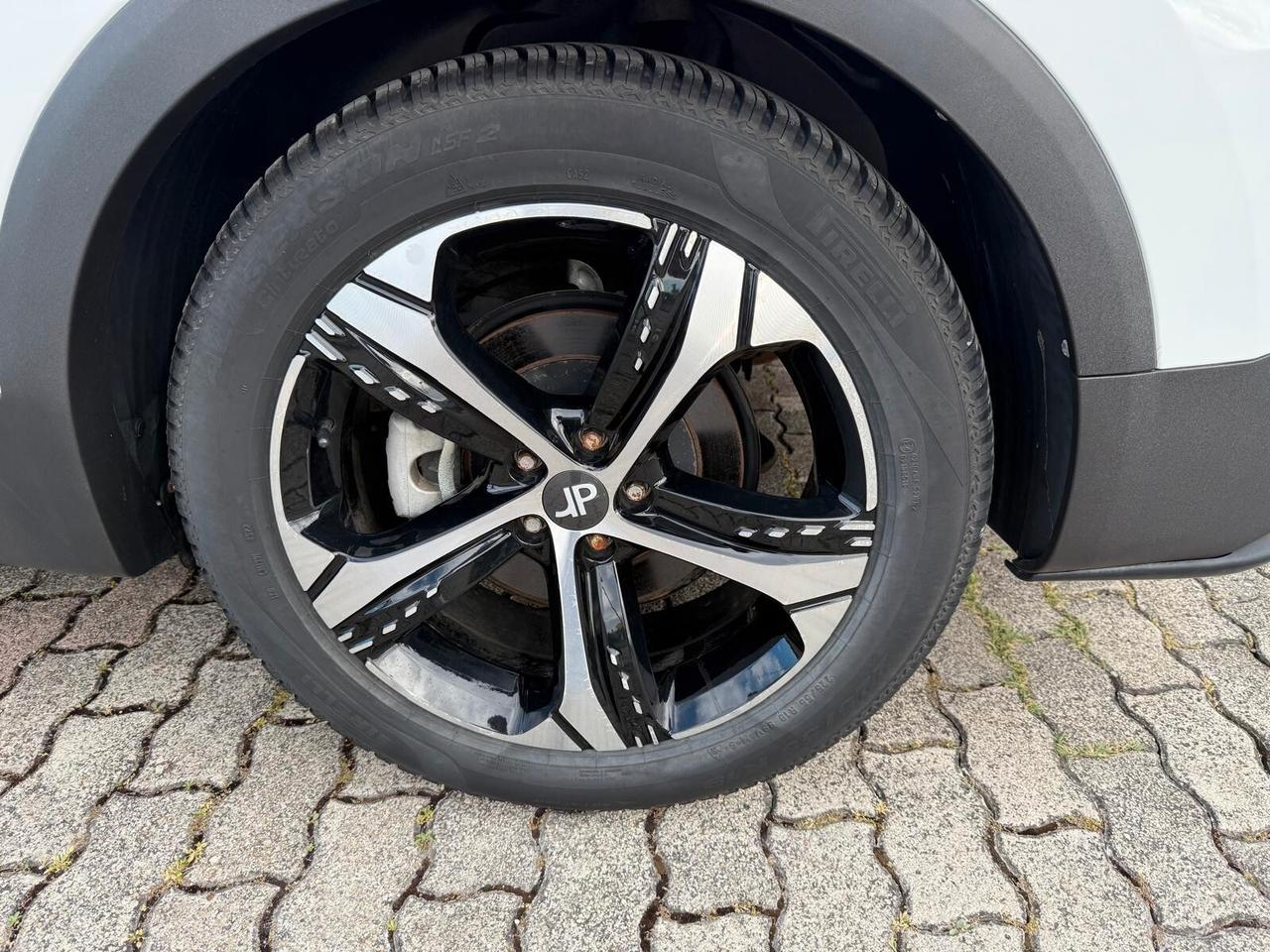 Dr Dr 6.0 dr 6.0 1.5 Turbo CVT Bi-Fuel GPL